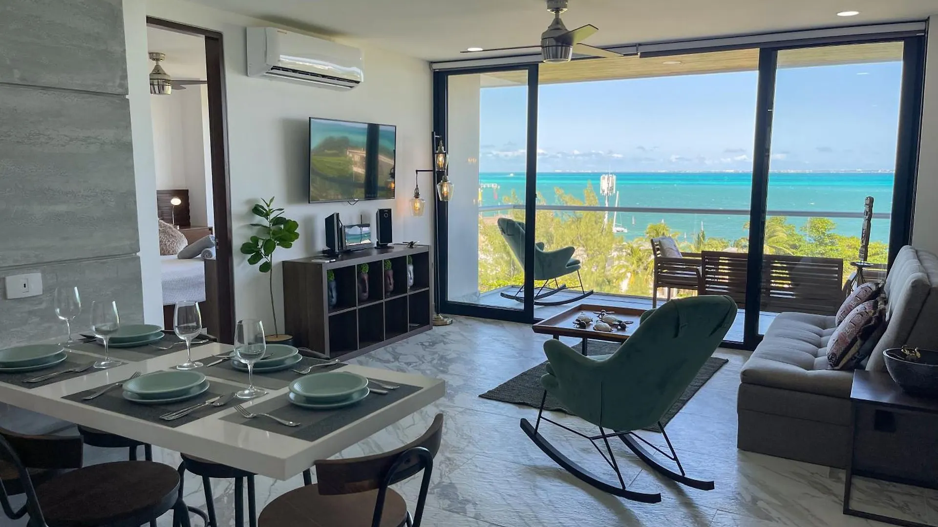 2Br Oceanfront Luxury Apartment In The Hotel Zone Cancun Mexico